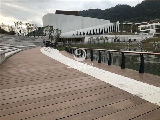 湖北南溪职校石英塑地板 (1)