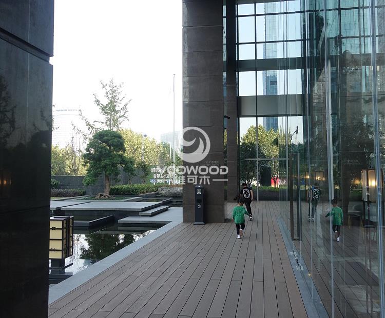 深圳塑木地板备受消费者的喜爱